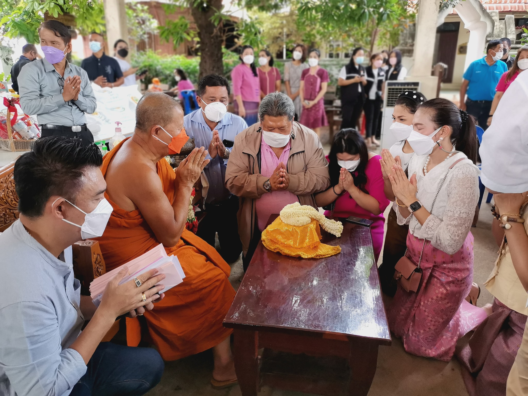 ศิษยานุศิษย์ถวายมุทิตาสักการะ พระครูอนุกูลศาสนกิจอายุวัฒนมงคล 67  ปี 48 พรรษา