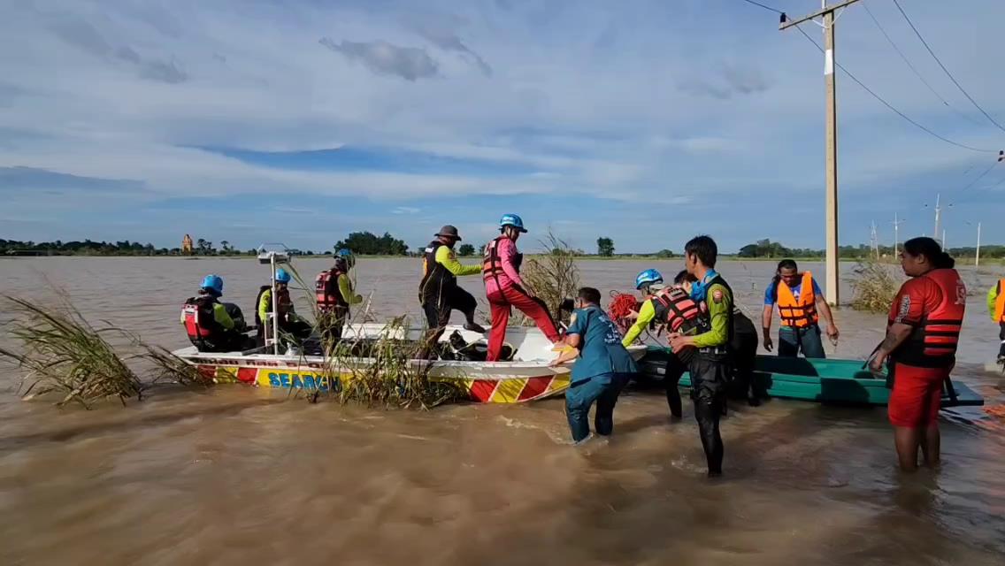 หนุ่มพลเมืองดีวิ่งจะไปช่วยช่วยรถกระบะตกน้ำ ลื่นพลัดตกน้ำจมน้ำเสียชีวิต ครอบครัวสุเศร้าเตรียมจะบวช