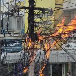 “กระรอกซุกซน” ปีนเสาไฟ-มุดหม้อแปลง จุดชนวนไฟไหม้สายไฟวุ่น ไฟดับ-เน็ตตัดขาด