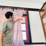 ผวา กระสุนปืน ปริศนา 2 นัด ทะลุหน้าต่าง-ผนังบ้าน ตกใส่หมอนในห้องนอน เจ้าของบ้านรอดตายหวุดหวิด